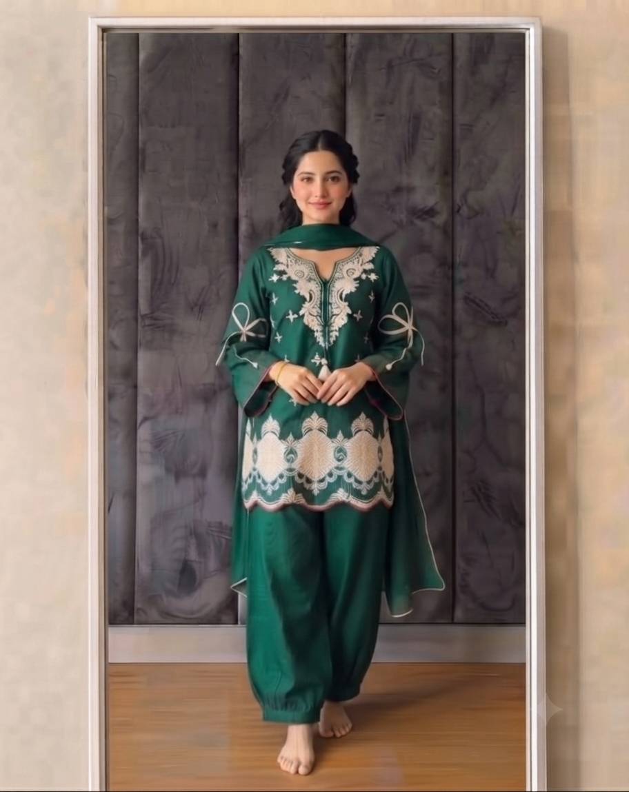  Neckline Churidar Suit 
